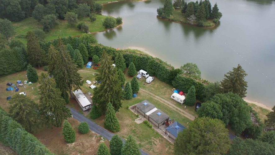 Lac de Pradelles camping