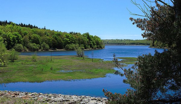 Le Lac de Laprade Haute