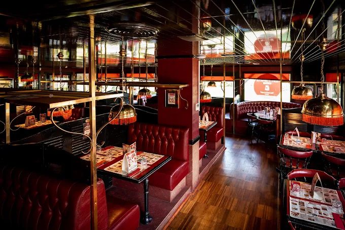 Restaurant Buffalo Grill Ales intérieur