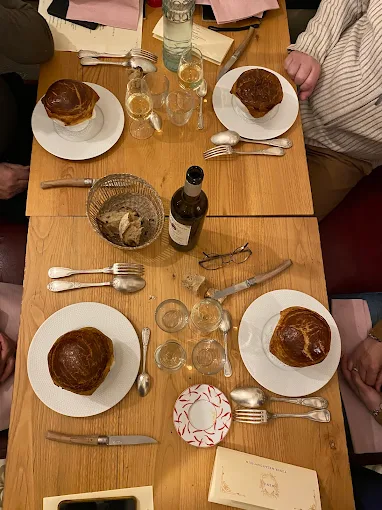 Restaurant Cévennes en ses veines table
