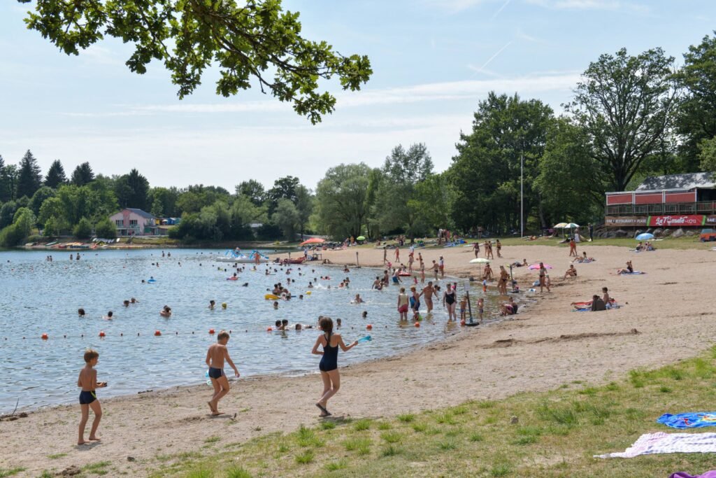 plage Lac de Pont-de-Salars