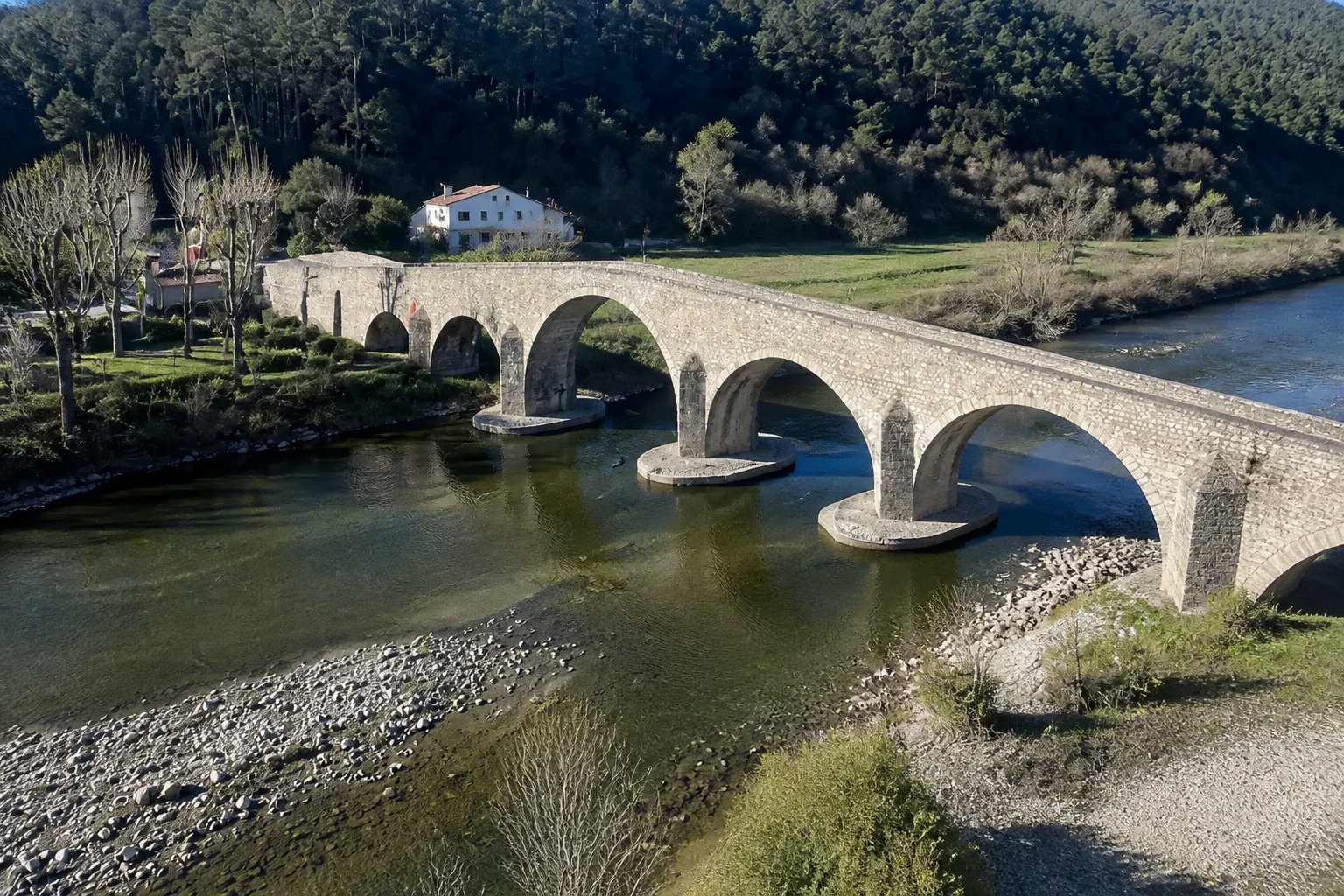 Le Pont Vieux à Saint-Jean-du-Gard : fraîcheur et histoire familiale