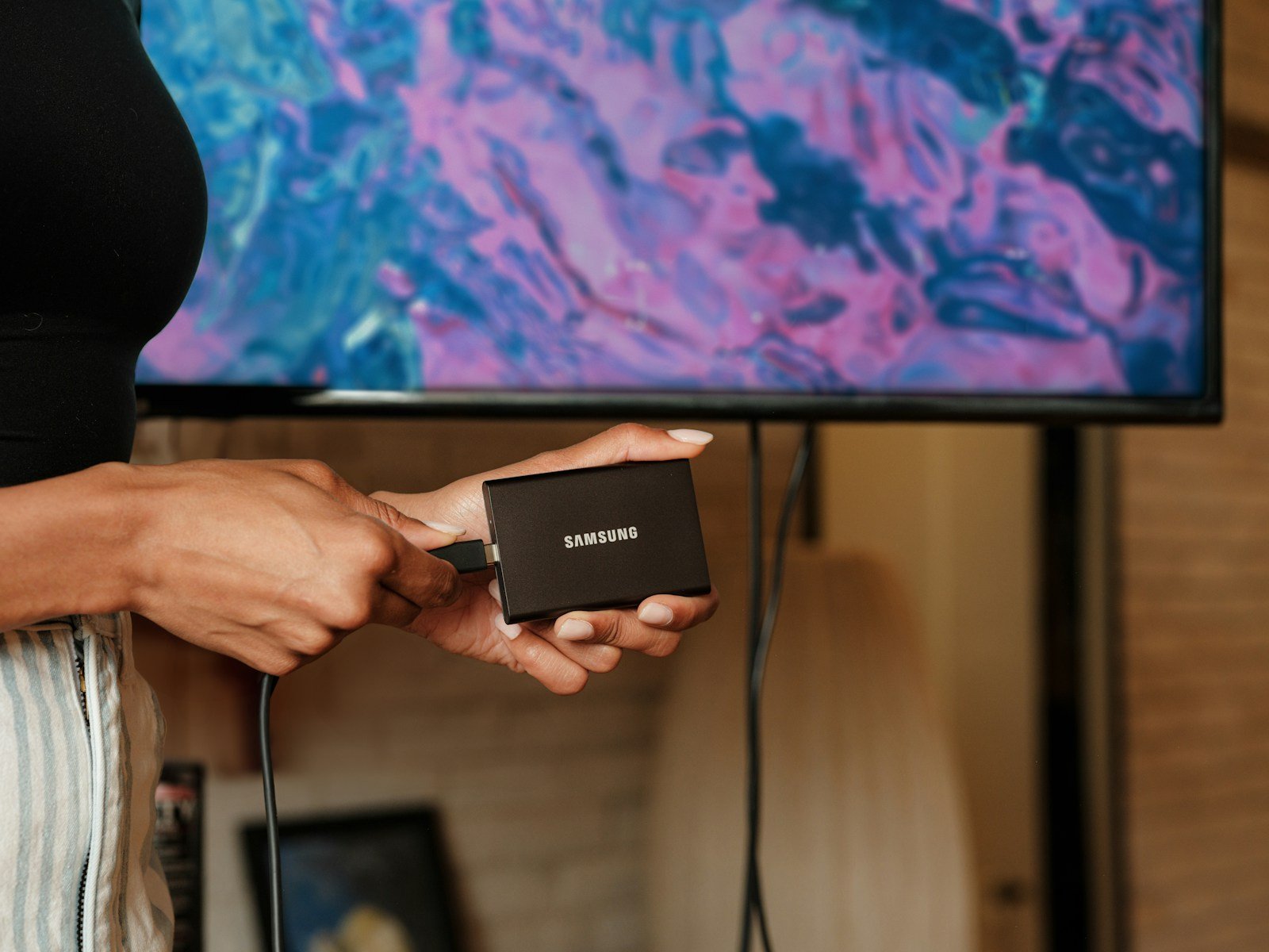 Branchement d'un câble HDMI sur un décodeur TV