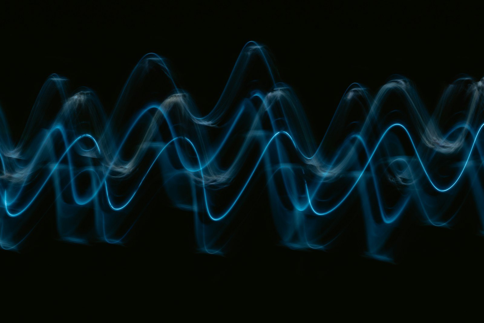 Illustration de la confusion phonétique entre et et ex