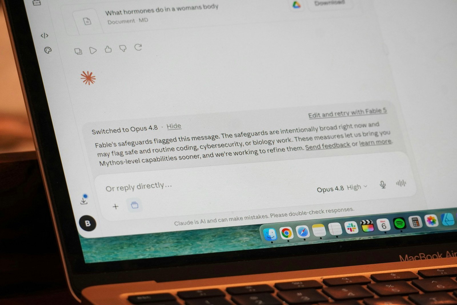Rester vigilant face aux faux e-mails imitant un coffre-fort numérique
